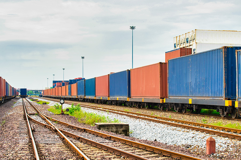 transport kolejowy