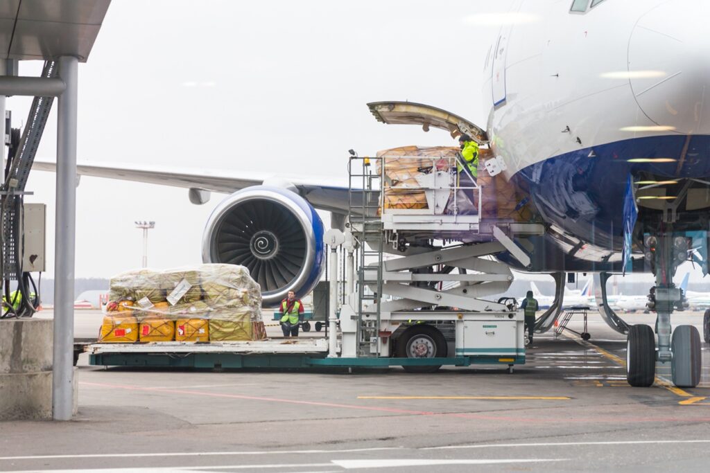 cargo lotnicze